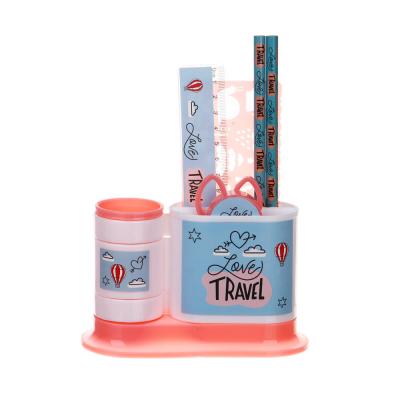 TRAVEL Stationery organizer. 4 dept., 7 ave.: (scissor, 2 cart., sharpener, stencil, ruler, stand), pl.